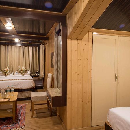 Hotel Imperial Resorts Sonamarg Ngoại thất bức ảnh