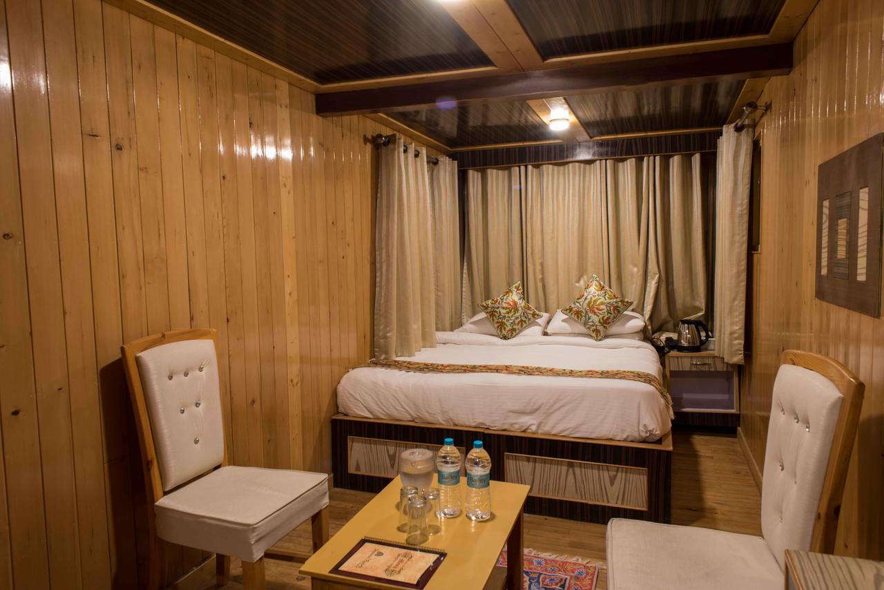 Hotel Imperial Resorts Sonamarg Ngoại thất bức ảnh
